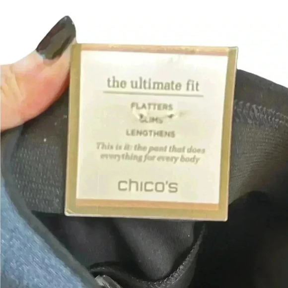 Chicos The Lindy Ultimate Fit Side Zip Pant Size .5 Black - Picture 4 of 8